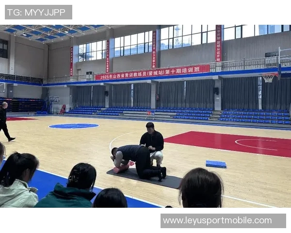 2025至2026年度中国足协青训总监培训班首阶段课程圆满完成展现青训新发展