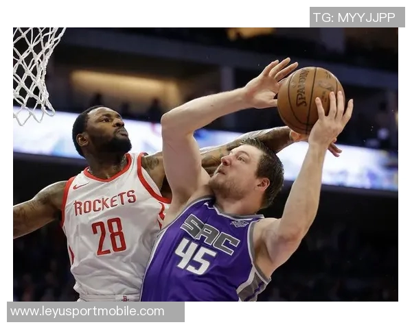 迪克与怀特布莱克换球衣事件引发NBA罚款传闻实为谣言 迪克与怀特布莱克换球衣事件引发NBA罚款传闻实为谣言