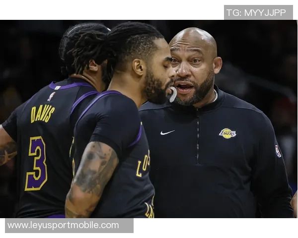 37岁KD的未来展望斯通相信他能保持状态续约是信心的体现