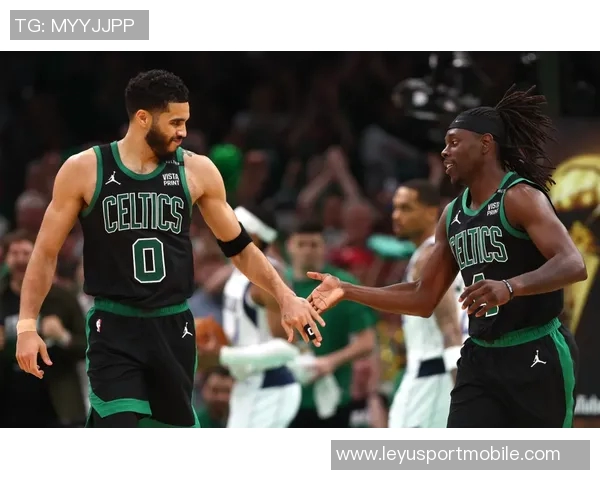 东契奇赞扬全队努力海斯休赛期强化挡拆配合训练提升表现